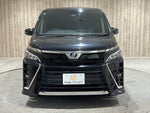 VOXY HYBRID