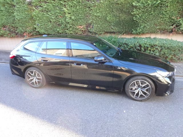 BMW i5 touring