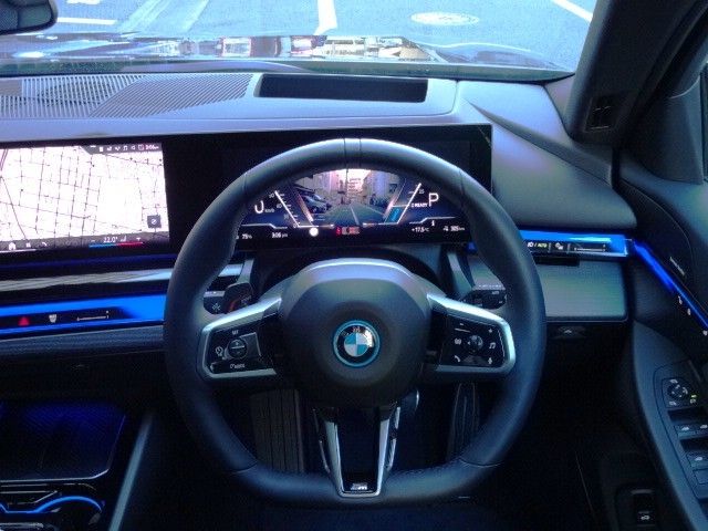 BMW i5 touring