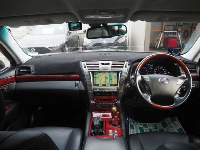 LEXUS LS460