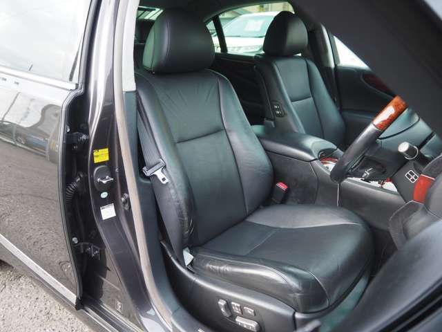 LEXUS LS460