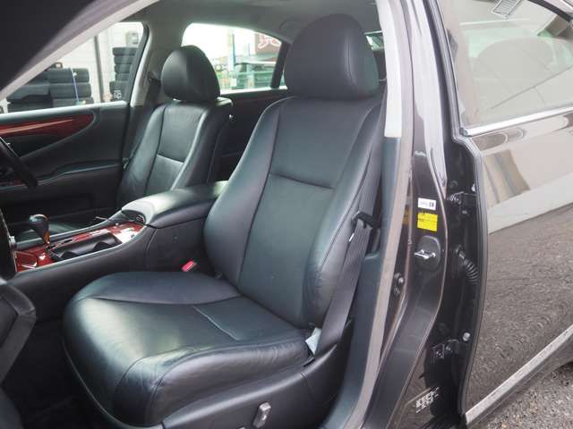 LEXUS LS460