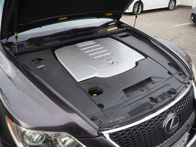 LEXUS LS460