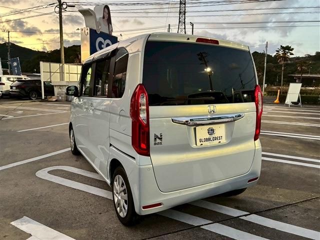 N-BOX