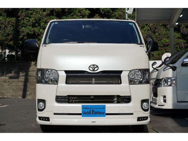 HIACE van 2WD