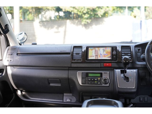 HIACE van 2WD