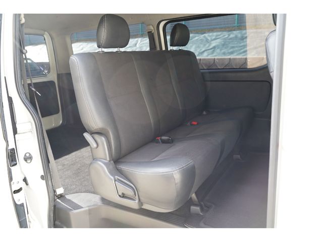 HIACE van 2WD