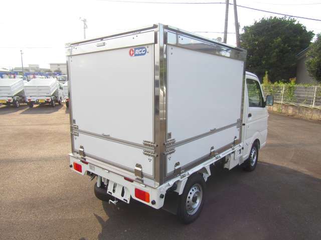 CARRY truck