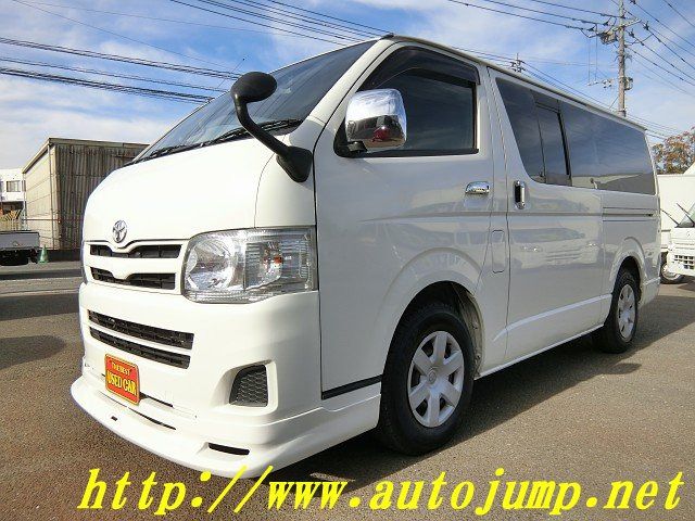 REGIUSACE van 2WD