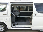 REGIUSACE 2WD van
