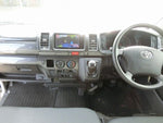 REGIUSACE 2WD van