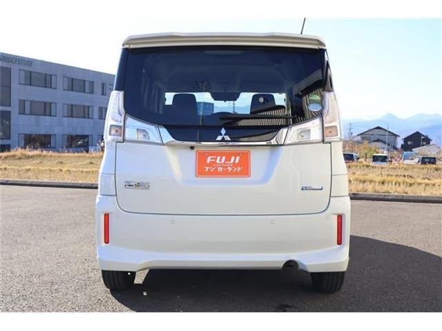 DELICA D:2 CUSTOM 4WD