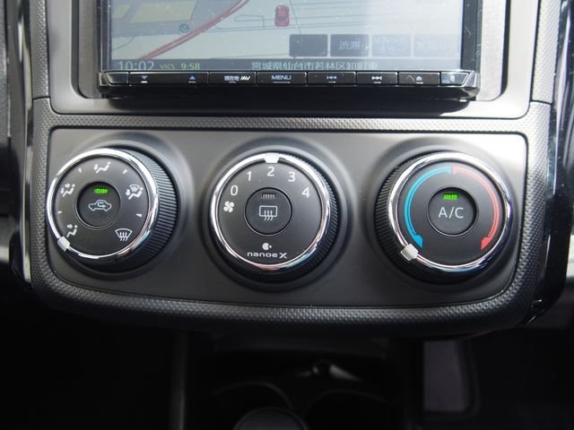 COROLLA AXIO 4WD