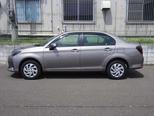 COROLLA AXIO 4WD