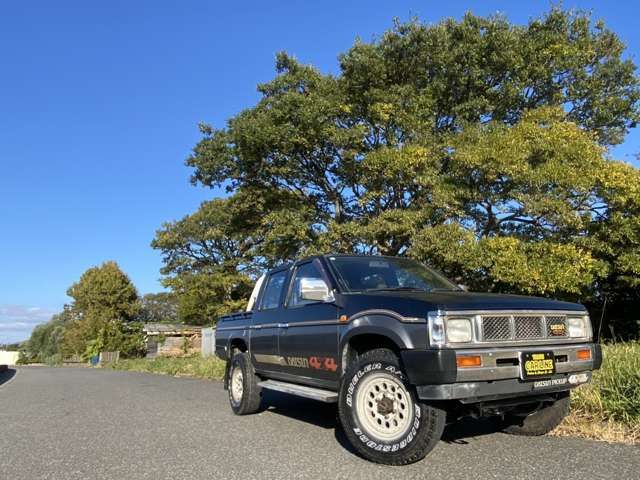 DATSUN 4WD