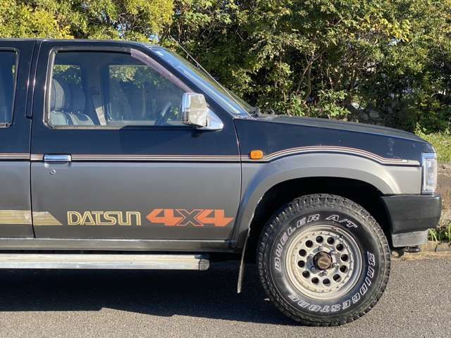 DATSUN 4WD
