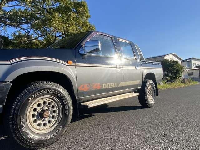 DATSUN 4WD