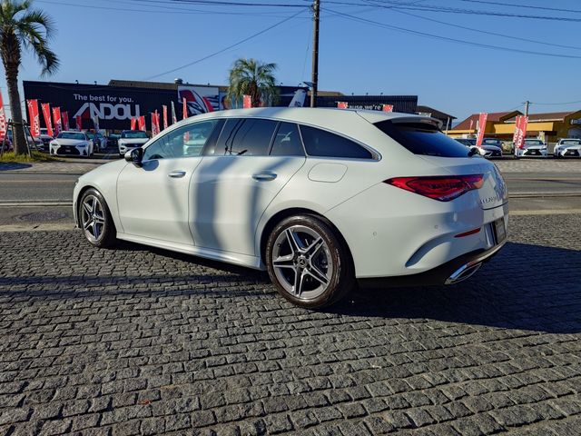 MERCEDES BENZ CLA Shooting Brake