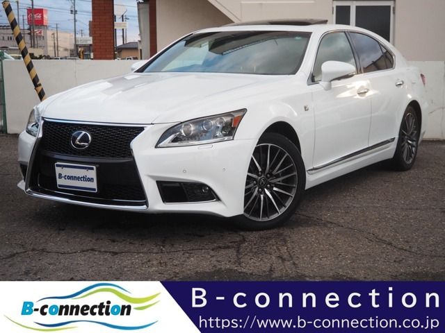 LEXUS LS600h