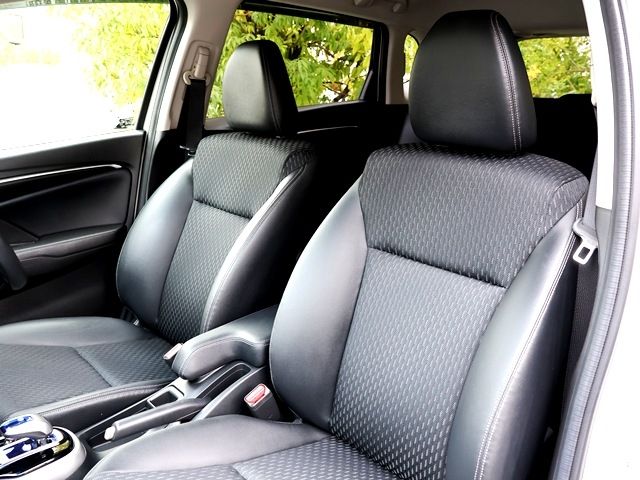 FIT HYBRID