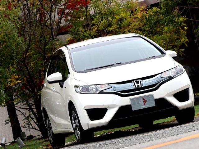 FIT HYBRID