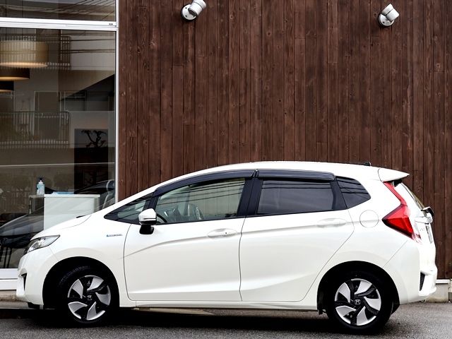 FIT HYBRID