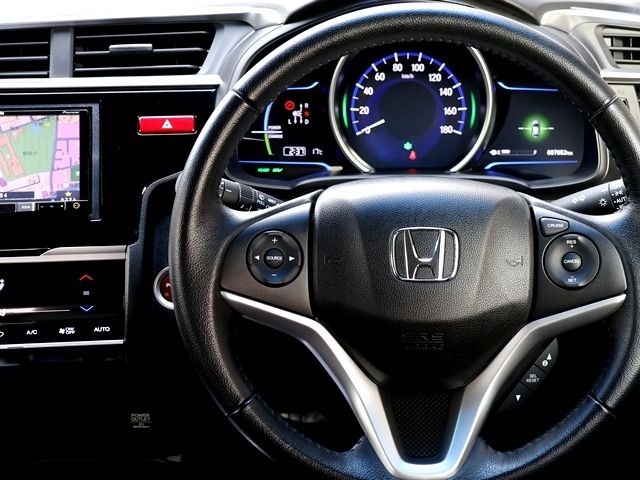 FIT HYBRID