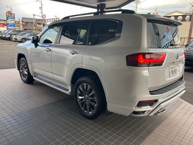 LANDCRUISER wagon