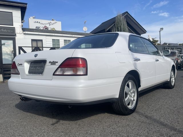 CEDRIC hardtop