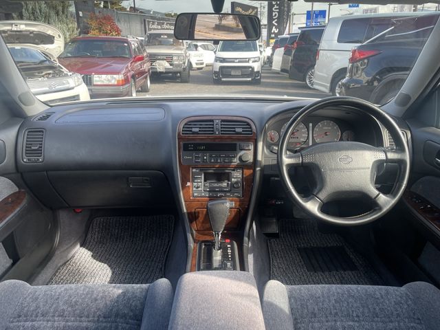 CEDRIC hardtop