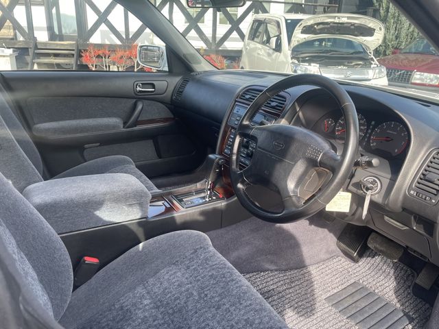 CEDRIC hardtop