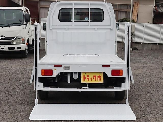 CLIPPER truck