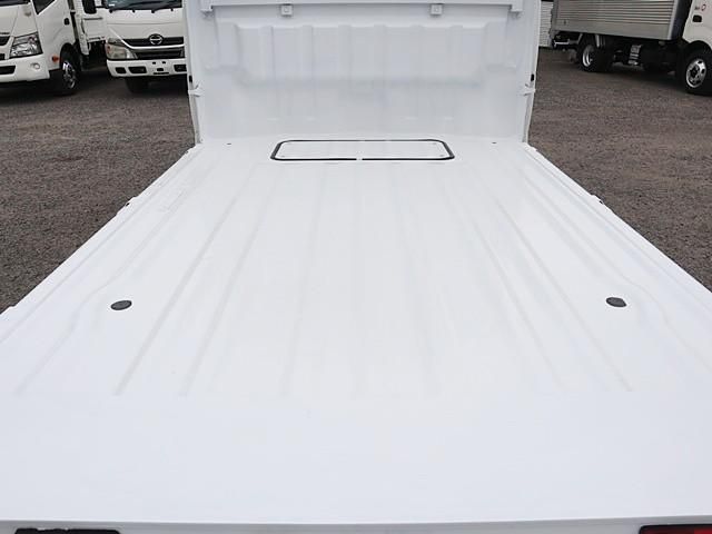 CLIPPER truck