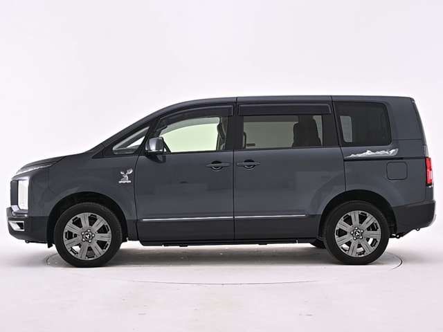 DELICA D:5 4WD