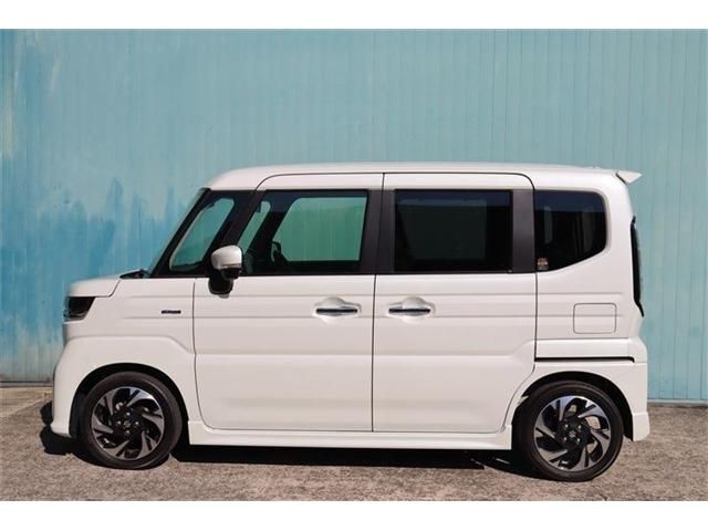 Spacia custom