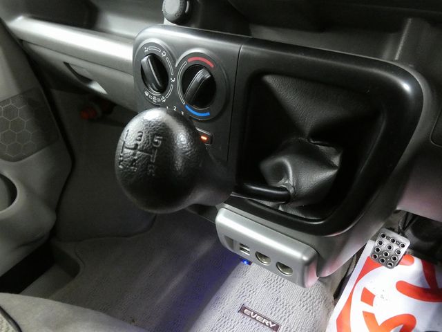 EVERY van 4WD