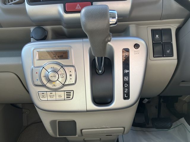 NV100 CLIPPER RIO 4WD