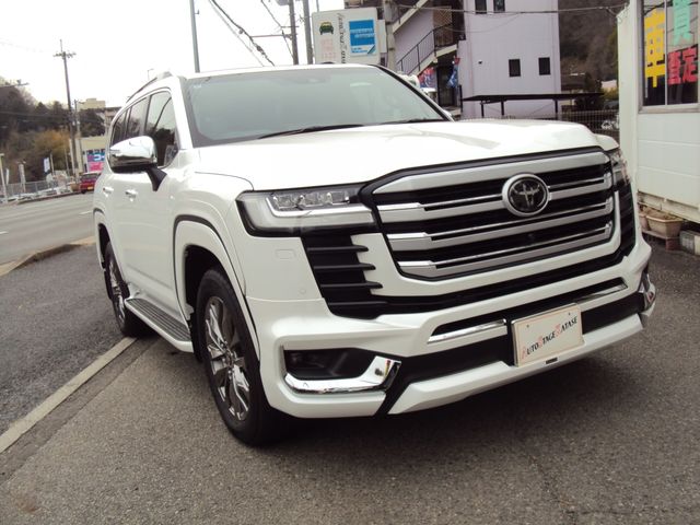 LANDCRUISER wagon