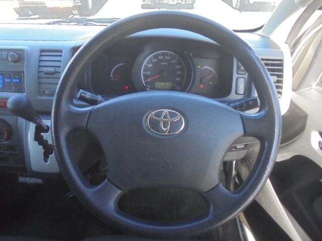 HIACE van 2WD