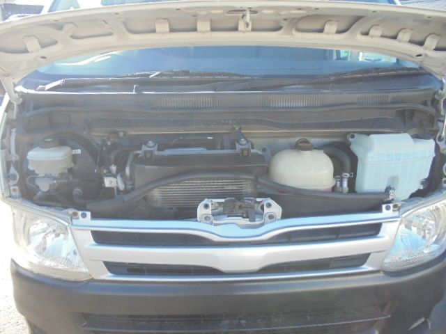 HIACE van 2WD