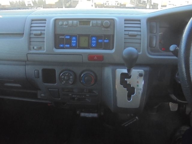 HIACE van 2WD