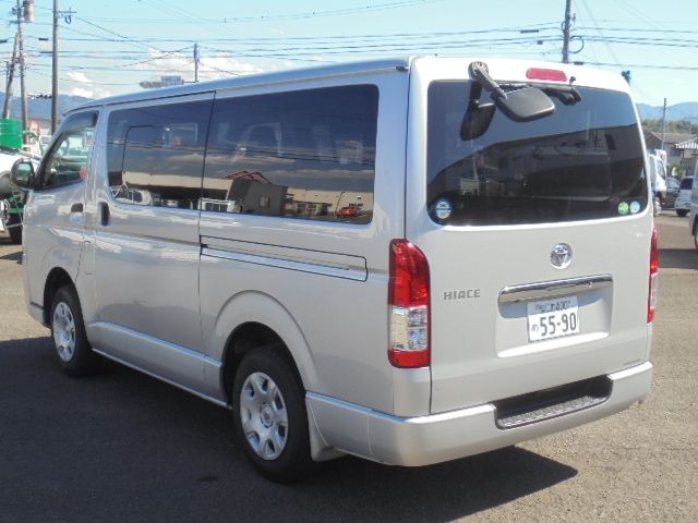 HIACE van 2WD