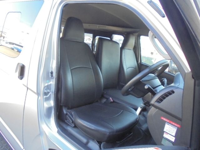 HIACE van 2WD