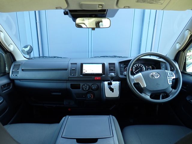 HIACE van 1.25t 2WD