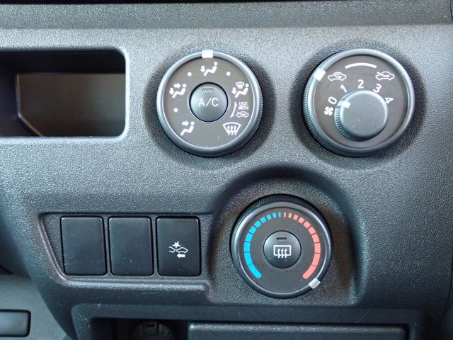 HIACE van 1.25t 2WD