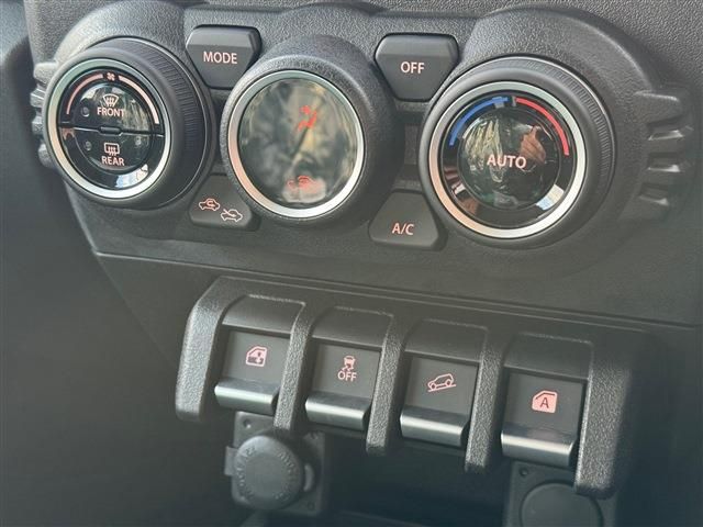 JIMNY NOMADE
