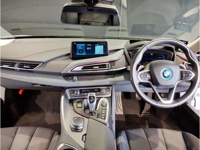 BMW i8 coupe