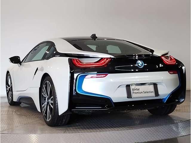 BMW i8 coupe