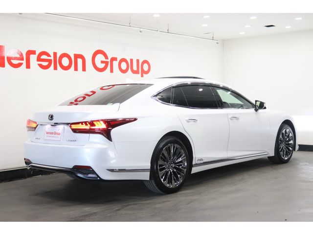 LEXUS LS500h