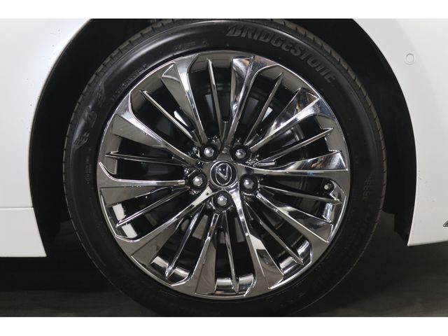 LEXUS LS500h